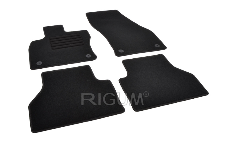 The textile carpets fit to VW Caddy 5m 2021-