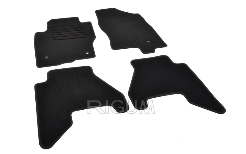 The textile carpets fit to Nissan Pathfinder 2010-2016